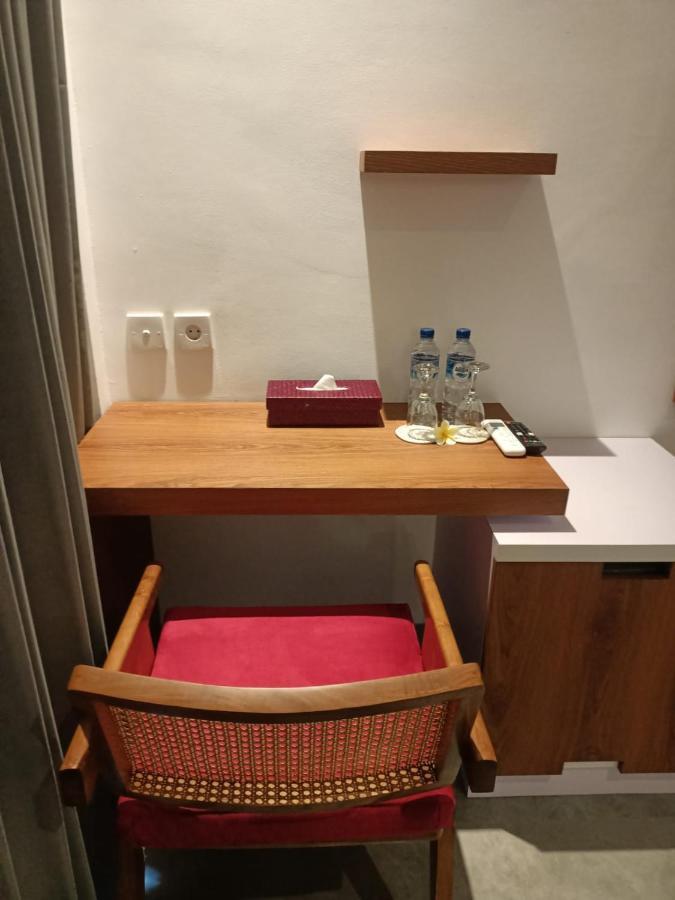 The Kd Suites & Coffee Shop Munggu Exterior foto