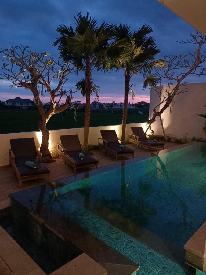 The Kd Suites & Coffee Shop Munggu Exterior foto